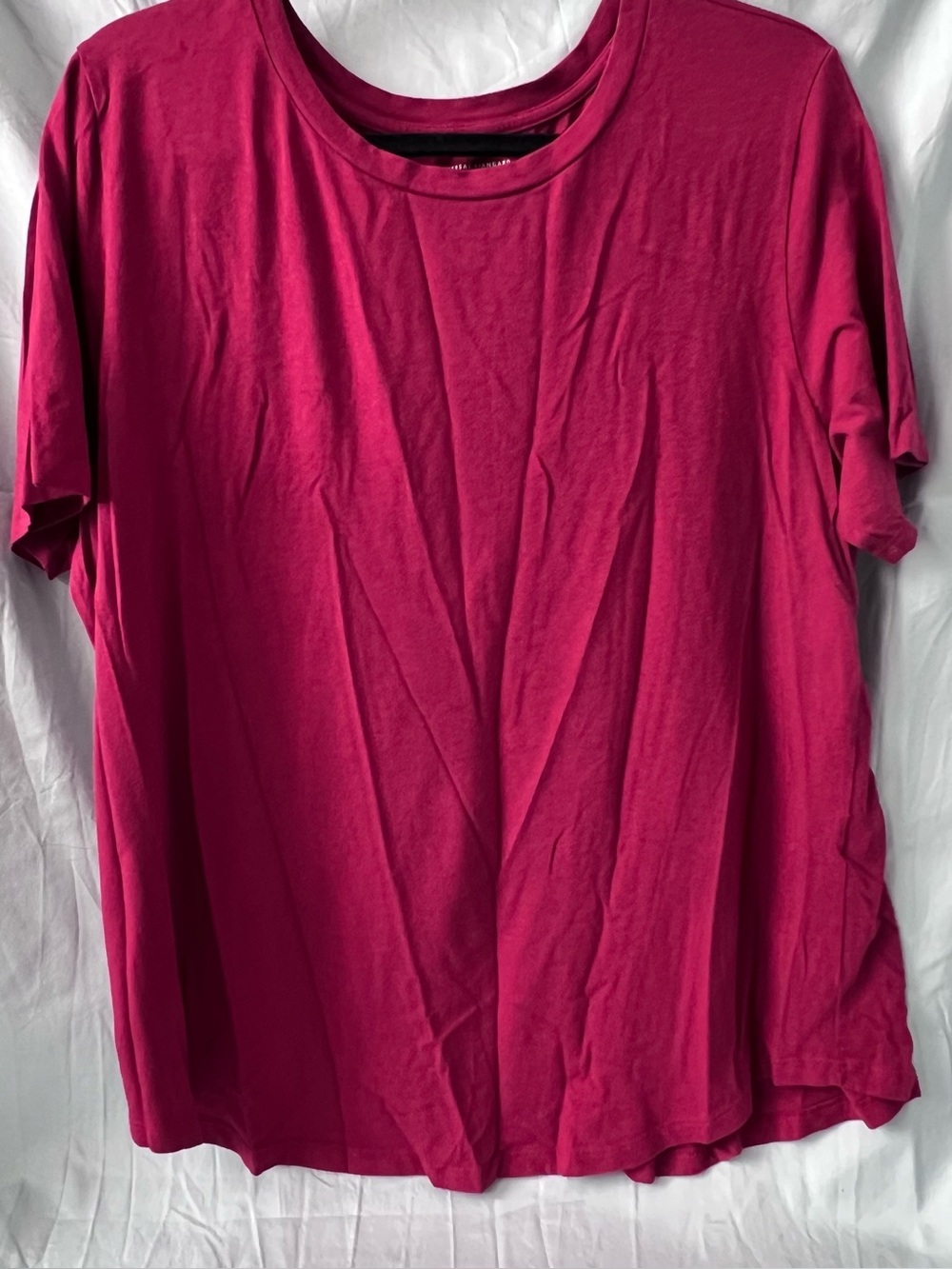 NWT UNIVERSAL STANDARD TEE REX SIZE MEDIUM (18-20)